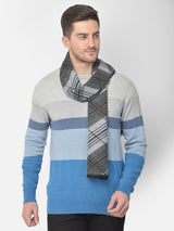 Close-up of a light grey and black checked men’s muffler with diagonal plaid pattern.